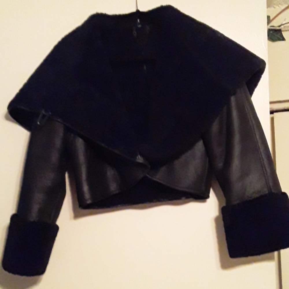 Lambswool/ leather short cropped jacket....